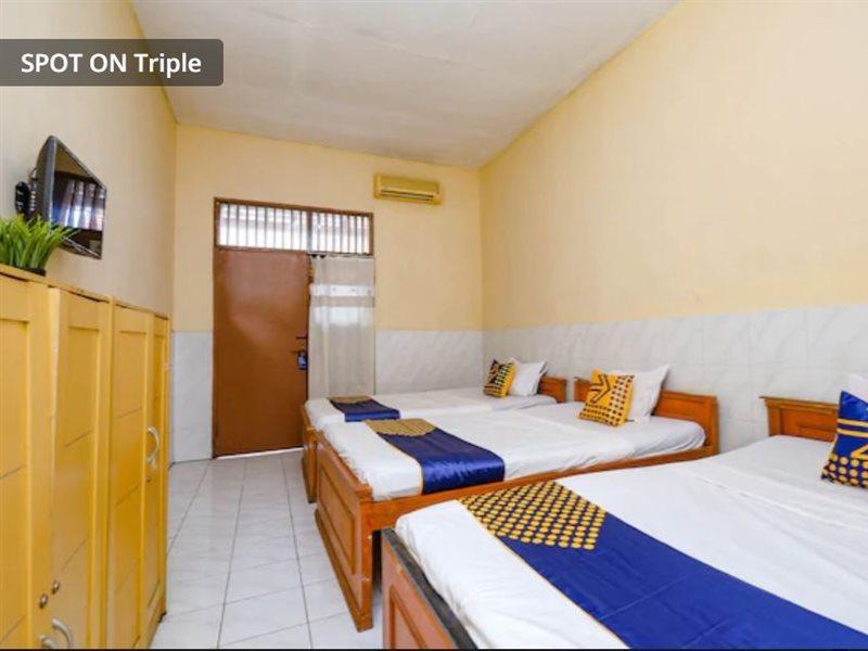 Spot On 2011 Hotel Mekar Sari Solo Extérieur photo