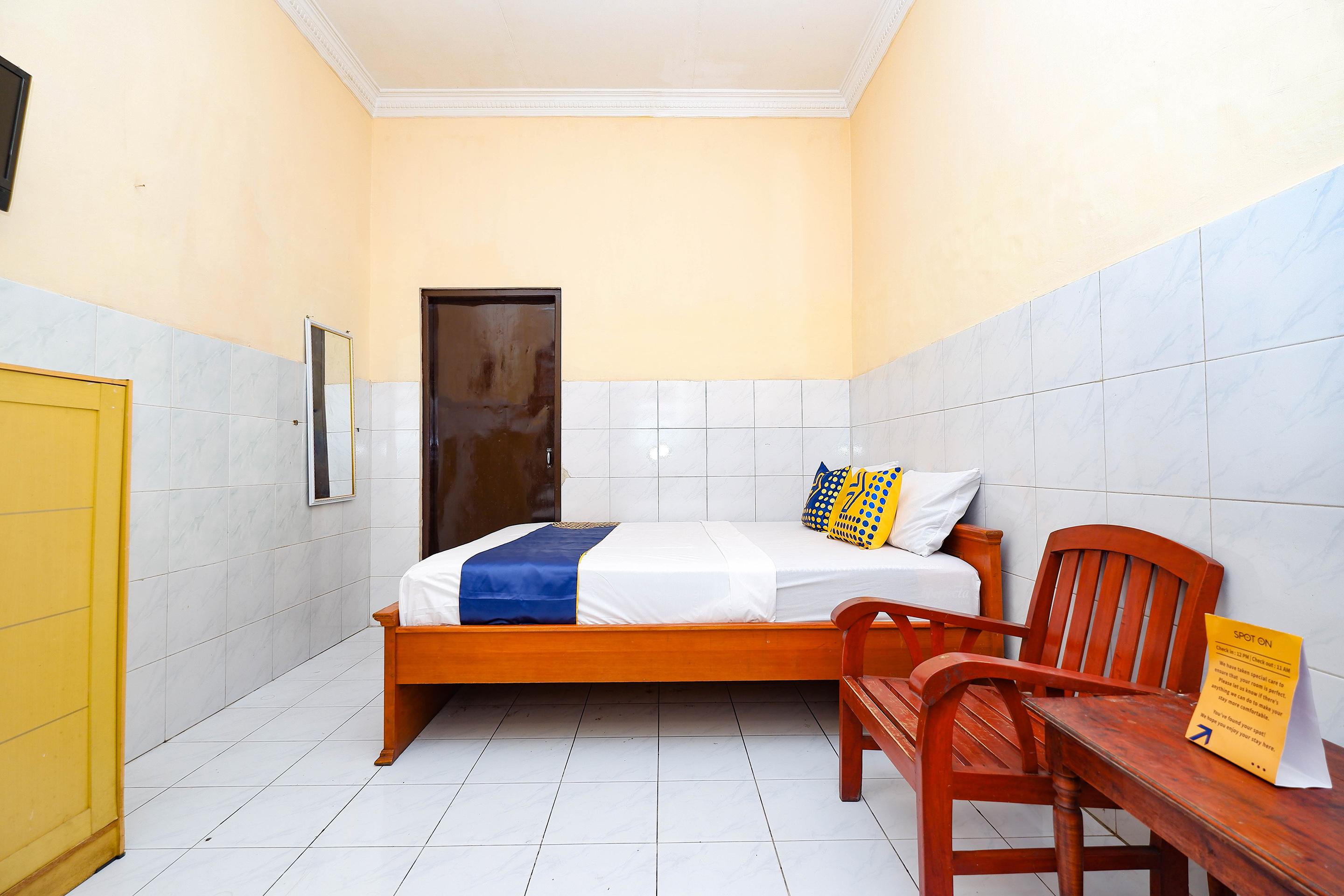 Spot On 2011 Hotel Mekar Sari Solo Extérieur photo